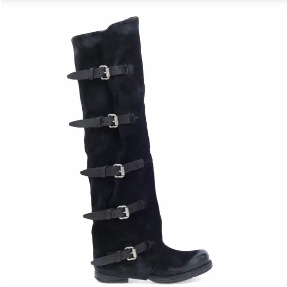 A 98 Shalynn boot